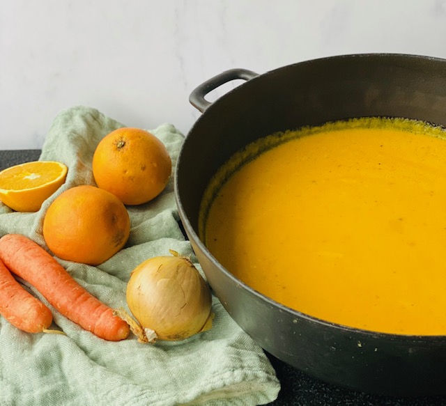 Gulerodssuppe med appelsin