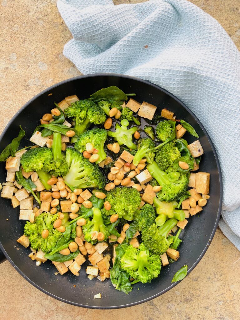 Stegt tofu med broccoli