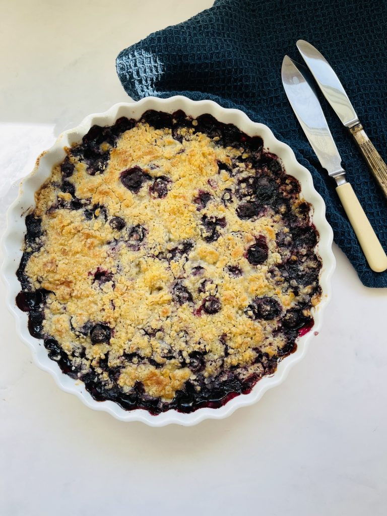 Blåbærcrumble